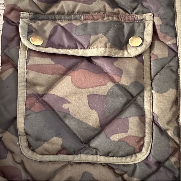 J.Crew Camo Vest - Picture 5 of 9